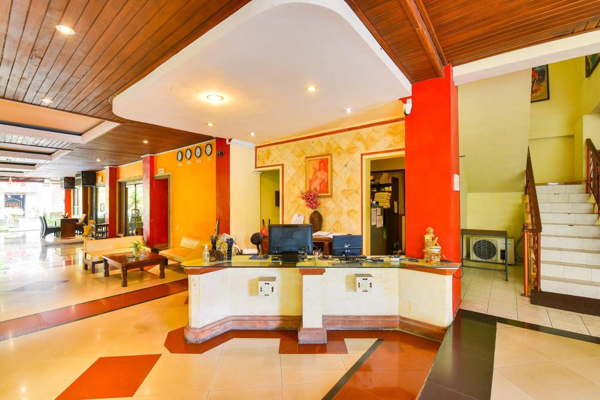 Super Oyo Townhouse Oak Maxi Legian होटल