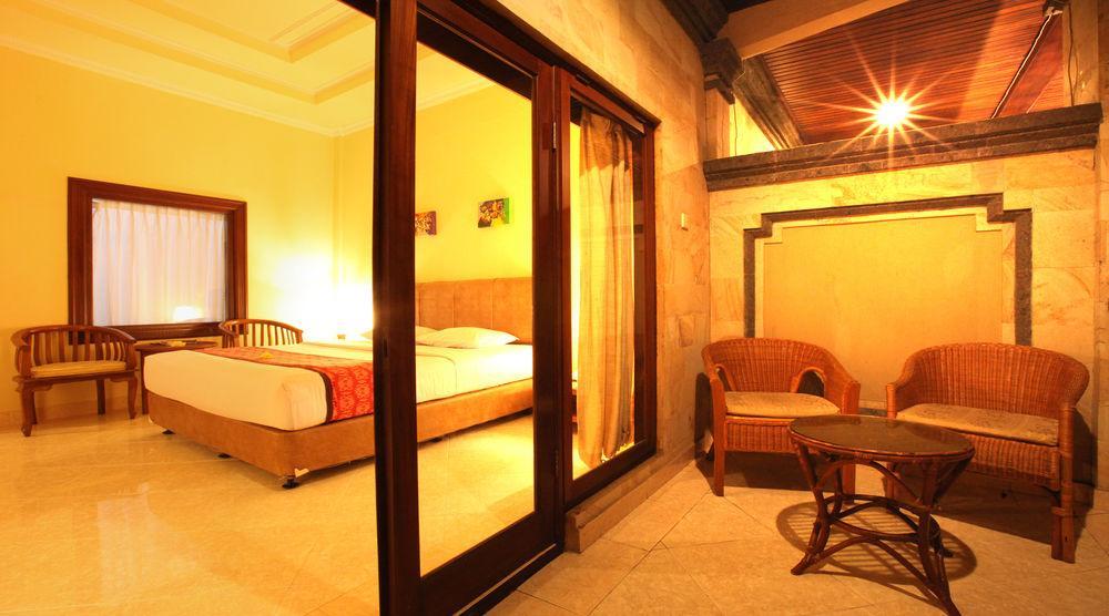 होटल Super Oyo Townhouse Oak Maxi Legian